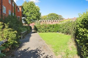 Photo 15- click for photo gallery